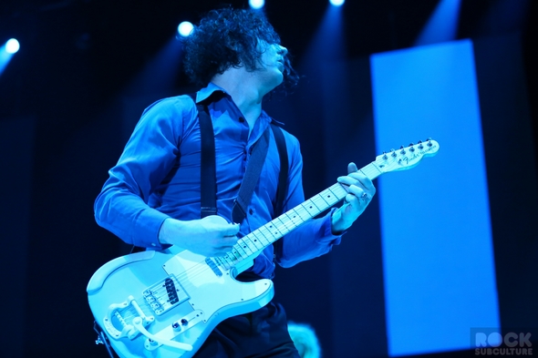 Not-So-Silent-Night-1-One-Live-105-Concert-Review-Photos-Oakland-2012