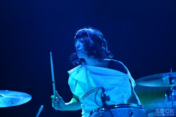 Not-So-Silent-Night-1-One-Live-105-Concert-Review-Photos-Oakland-2012