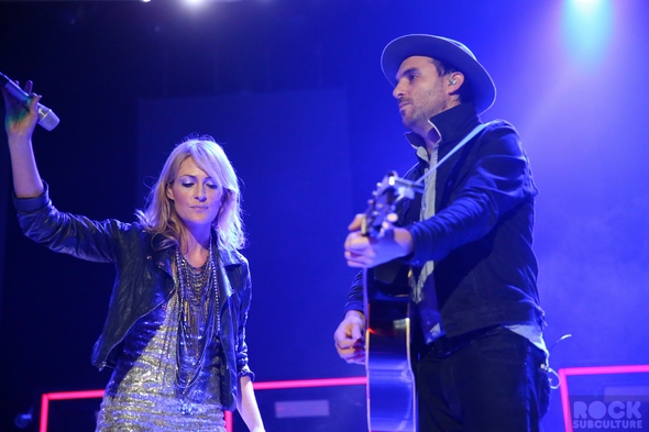 Not-So-Silent-Night-1-One-Live-105-Concert-Review-Photos-Oakland-2012-RSJ
