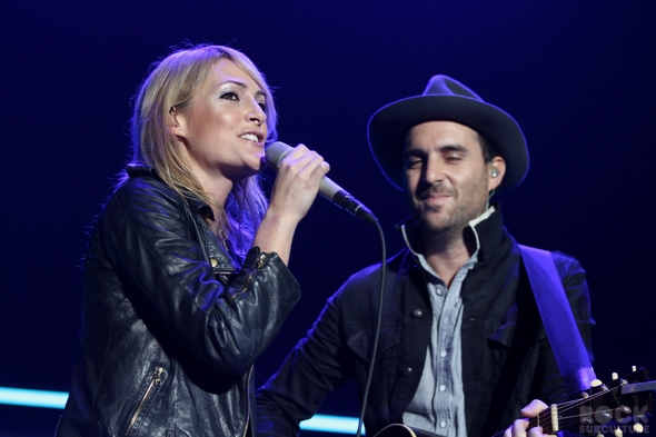 Not-So-Silent-Night-1-One-Live-105-Concert-Review-Photos-Oakland-2012-RSJ