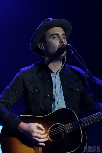 Not-So-Silent-Night-1-One-Live-105-Concert-Review-Photos-Oakland-2012-RSJ