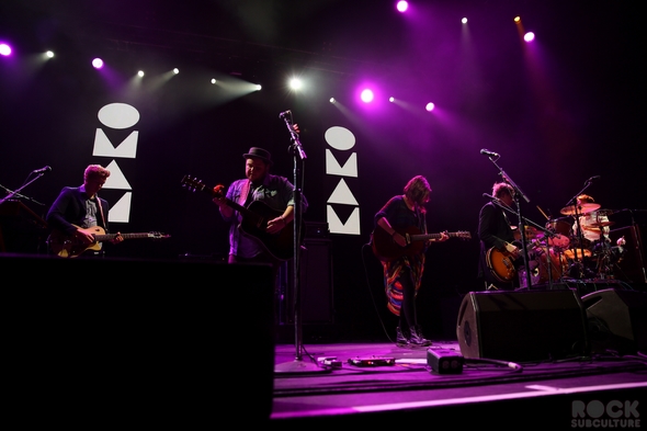 Not-So-Silent-Night-1-One-Live-105-Concert-Review-Photos-Oakland-2012-RSJ