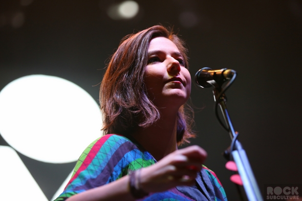 Not-So-Silent-Night-1-One-Live-105-Concert-Review-Photos-Oakland-2012-RSJ