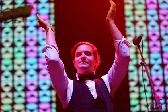 Not-So-Silent-Night-1-One-Live-105-Concert-Review-Photos-Oakland-2012-RSJ