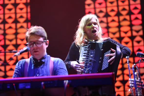 Not-So-Silent-Night-1-One-Live-105-Concert-Review-Photos-Oakland-2012-RSJ