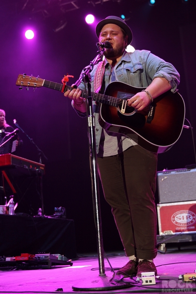 Not-So-Silent-Night-1-One-Live-105-Concert-Review-Photos-Oakland-2012-RSJ