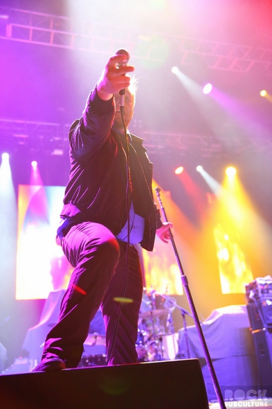 Not-So-Silent-Night-1-One-Live-105-Concert-Review-Photos-Oakland-2012-RSJ