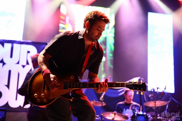 Not-So-Silent-Night-1-One-Live-105-Concert-Review-Photos-Oakland-2012-RSJ