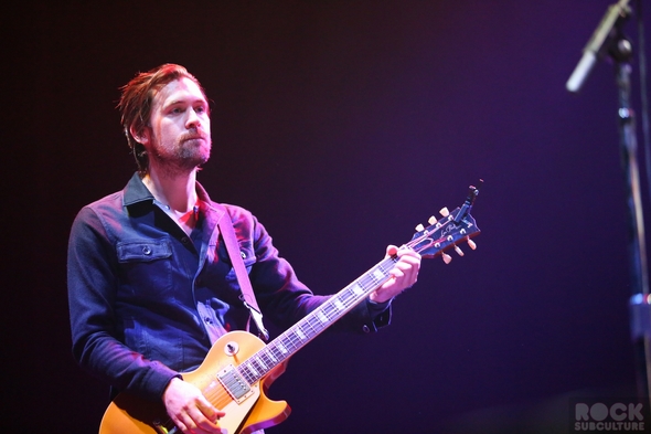 Not-So-Silent-Night-1-One-Live-105-Concert-Review-Photos-Oakland-2012-RSJ