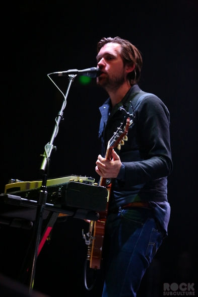 Not-So-Silent-Night-1-One-Live-105-Concert-Review-Photos-Oakland-2012-RSJ