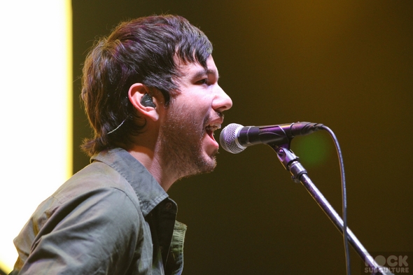Not-So-Silent-Night-1-One-Live-105-Concert-Review-Photos-Oakland-2012-RSJ