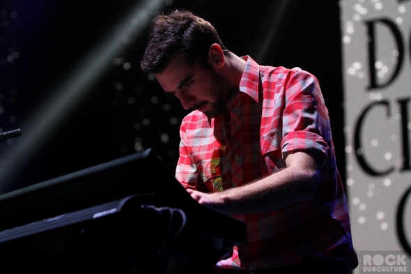 Not-So-Silent-Night-1-One-Live-105-Concert-Review-Photos-Oakland-2012-RSJ