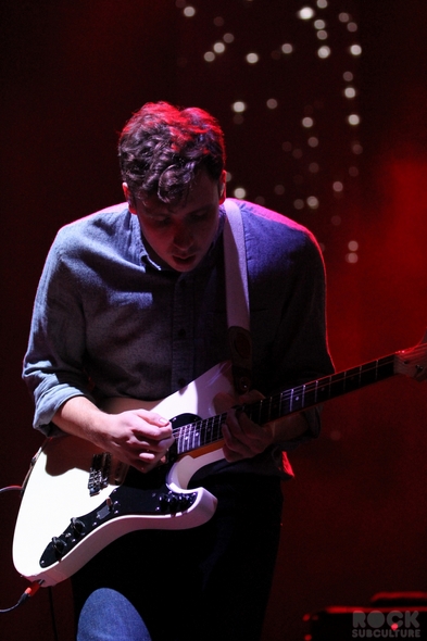 Not-So-Silent-Night-1-One-Live-105-Concert-Review-Photos-Oakland-2012-RSJ