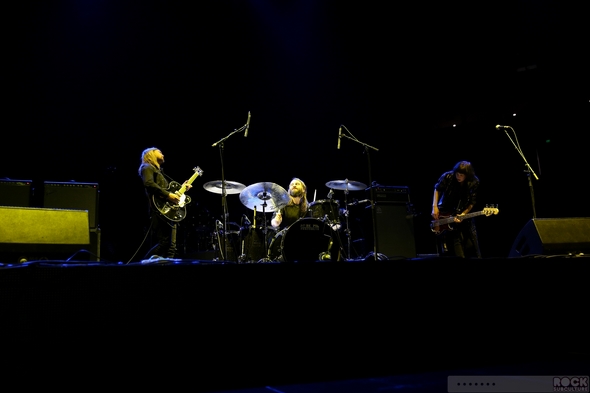 Band-of-Skulls-Concert-Review-2013-Oracle-Arena-Oakland-California-January-Rock-Subculture-001-RSJ