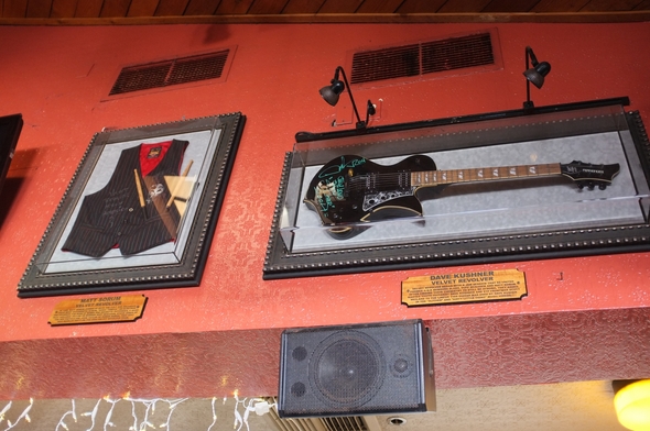 Hard-Rock-Cafe-Maui-Rock-Subculture-Journal-Photos-Memorabilia-01-RSJ