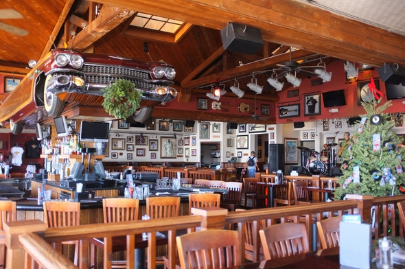Hard-Rock-Cafe-Maui-Rock-Subculture-Journal-Photos-Memorabilia-01-RSJ