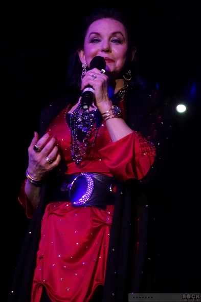 Crystal-Gayle-Live-Concert-Review-2013-Thunder-Valley-Lincoln-California-Tour-01-RSJ