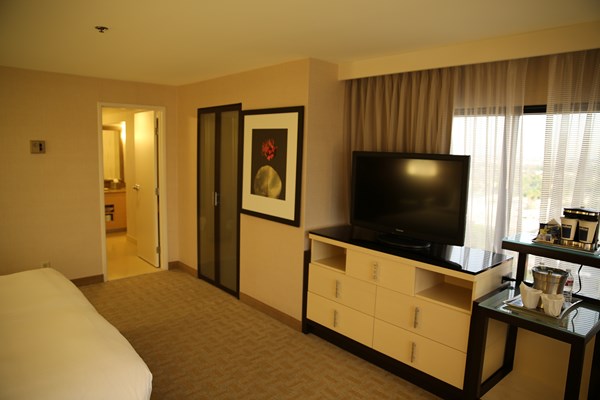 Hilton-LAX-Los-Angeles-Airport-Hotel-Review-Trip-Advisor-Photos-Resort-28