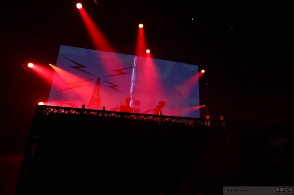Caprices-Festival-2013-Crans-Montana-Switerland-Concert-Review-Day-6-March-13-2ManyDJs-01-RSJ
