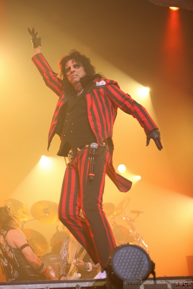 Caprices-Festival-2013-Crans-Montana-Switerland-Concert-Review-Day-7-March-14-Alice-Cooper-The-Heavy-BRMC-Blacj-Rebel-Motorcycle-Club-Photos