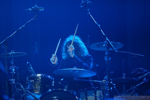 Caprices-Festival-2013-Crans-Montana-Switerland-Concert-Review-Day-8-March-15-Nelly-Furtado-Mika-Photos-001-RSJ