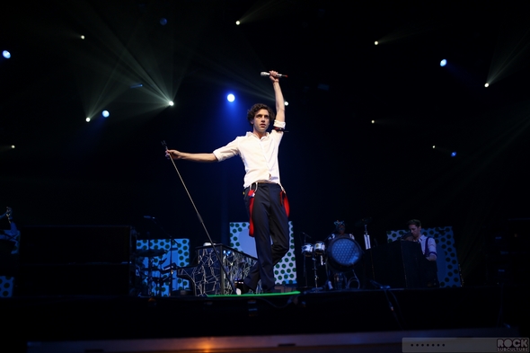 Caprices-Festival-2013-Crans-Montana-Switerland-Concert-Review-Day-8-March-15-Nelly-Furtado-Mika-Photos-101-RSJ