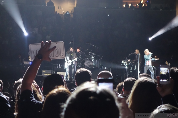 Jon-Bon-Jovi-Because-We-Can-Tour-Live-2013-Concert-Review-San-Jose-HP-Pavilion-April-25-What-About-Now-01-RSJ