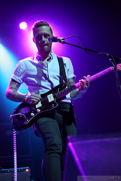 Metric-Live-Concert-Review-April-18-2013-Fox-Theater-Oakland-California-Photos-001-RSJ
