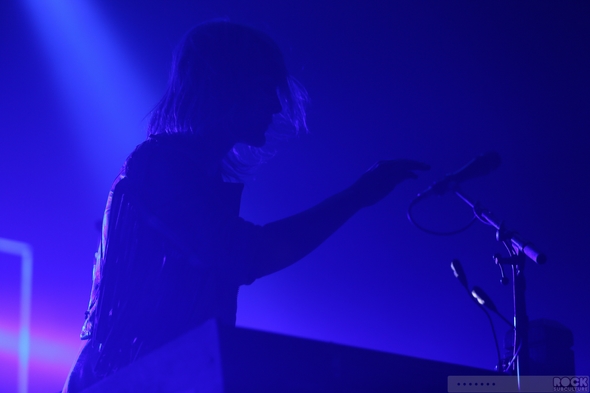 Metric-Live-Concert-Review-April-18-2013-Fox-Theater-Oakland-California-Photos-201-RSJ
