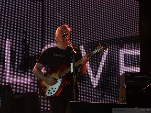 New-Order-Johnny-Marr-Las-Vegas-Cosmopolitan-Boulevard-Pool-2013-Concert-Review-Photos-01-RSJ