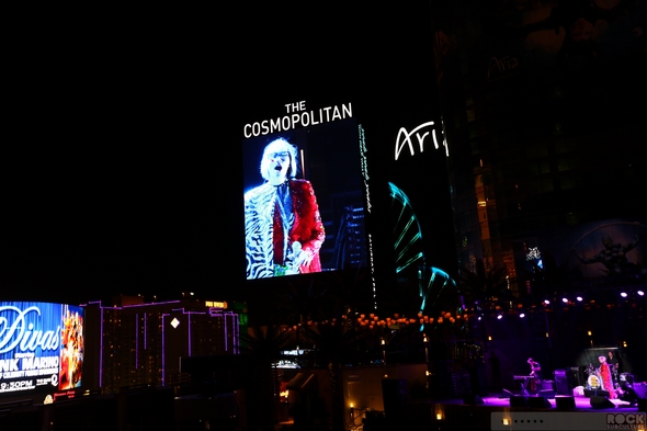 Yeah-Yeah-Yeahs-YYY-Karen-O-Concert-Review-Photos-Las-Vegas-2013-Cosmopolitan-Boulevard-Pool-01-RSJ