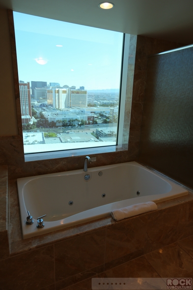Trump-International-Hotel-Las-Vegas-Hotel-Review-Resort-Travel-Opinion-Trip-Advisor-Photos-RSJ