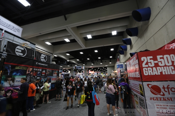 San-Diego-Comic-Con-International-2013-Photos-Photography-Costumes-Masquerade-Cosplay-Comic-Book-Women-Girls-Men-Original-Prop-Blog-Rock-Subculture-Journal-Jason-DeBord-201-RSJ