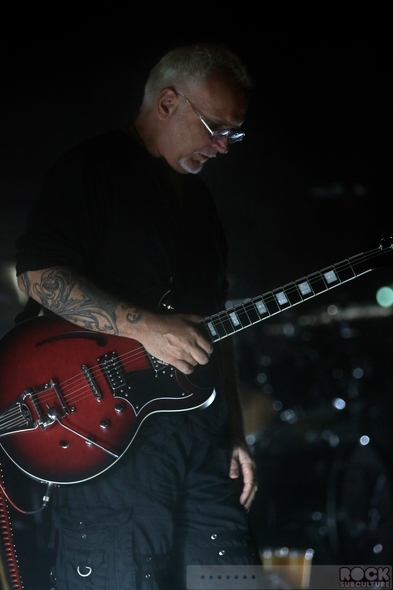 The-Cure-Concert-Review-Tour-2013-Honolulu-Hawaii-Neal-S-Blaisdell-Arena-Photos-Robert-Smith-001-RSJ