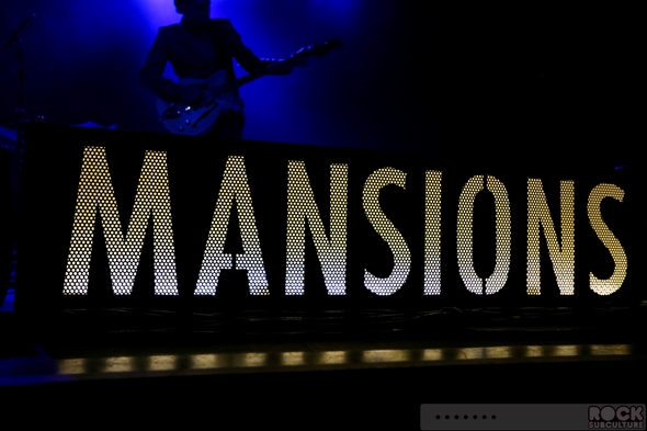 Arctic-Monkeys-Concert-Review-2013-Tour-Photos-Fox-Theater-Oakland-California-September-26-27-001-RSJ