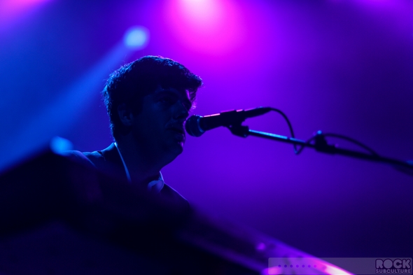 Arctic-Monkeys-Concert-Review-2013-Tour-Photos-Fox-Theater-Oakland-California-September-26-27-001-RSJ