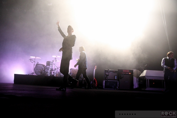 Arctic-Monkeys-Concert-Review-2013-Tour-Photos-Fox-Theater-Oakland-California-September-26-27-001-RSJ