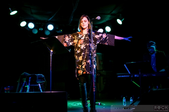 Anna-Nalick-Concert-Review-2013-Tour-California-Harlows-Sacramento-November-20-Photos-Video-001-RSJ