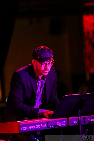 Anna-Nalick-Concert-Review-2013-Tour-California-Harlows-Sacramento-November-20-Photos-Video-001-RSJ