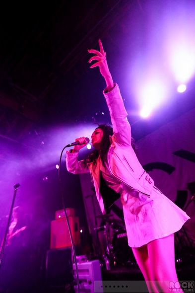 Charli-XCX-2013-Tour-Concert-Review-Kitten-Chloe-LIZ-True-Romance-US-Photos-Videos-Slims-San-Francisco-November-1-201-RSJ