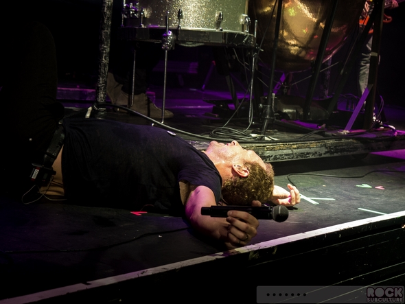 Coldplay-Kids-Company-Under-1-Roof-Concert-Review-Event-December-19-2013-Photos-Videos-201-RSJ