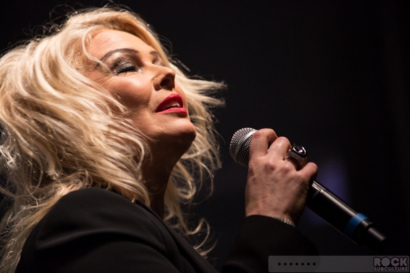 Kim-Wildes-Christmas-Party-Concert-Review-2013-London-O2-Shepherds-Bush-Empire-Photos-Setlist-December-22-001-RSJ