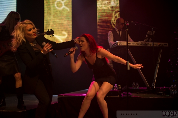 Kim-Wildes-Christmas-Party-Concert-Review-2013-London-O2-Shepherds-Bush-Empire-Photos-Setlist-December-22-001-RSJ