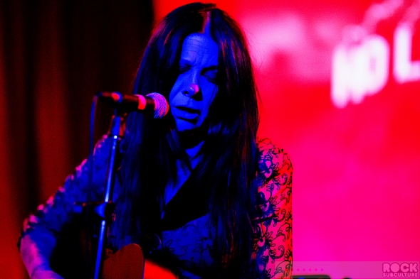 Johnette-Napolitano-Solo-Show-Concrete-Blonde-Concert-Review-January-2014-San-Diego-The-Griffin-01-RSJ