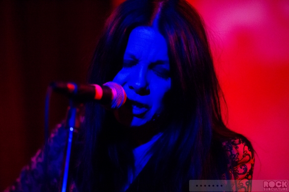 Johnette-Napolitano-Solo-Show-Concrete-Blonde-Concert-Review-January-2014-San-Diego-The-Griffin-01-RSJ