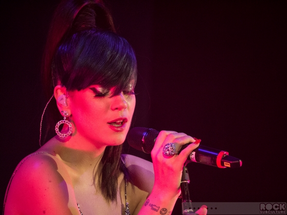 Music-Concert-Camera-Examples-Full-Frame-APS-C-Micro-Four-Thirds-Senor-Point-and-Shoot-01-RSJ