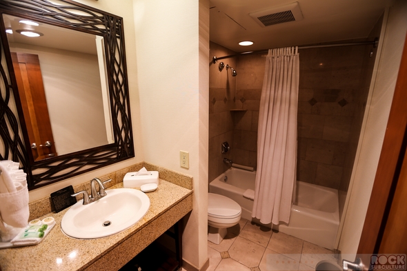 Humphreys-By-The-Bay-Hotel-Motel-Resort-Review-San-Diego-Trip-Advisor-Recommendations-Concert-Series-02-RSJ