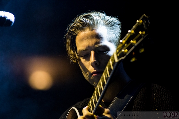 Imagine-Dragons-Into-The-Night-Tour-2014-Concert-Review-Photos-Images-SAP-Center-San-Jose-February-13-001-RSJ
