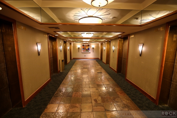 Hotel-Review-Resort-Travel-Harrahs-South-Lake-Tahoe-Stateline-Nevada-California-01-RSJ
