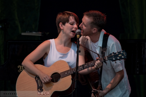 Tori-Amos-Concert-Review-Unrepentant-Geraldines-Tour-2014-San-Diego-Humphreys-Concerts-By-The-Bay-Outdoor-Amphiteatre-01-RSJ